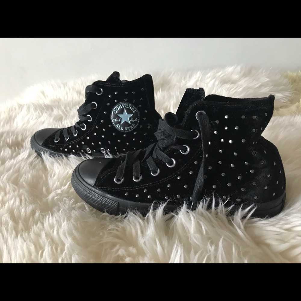 Converse Velvet studded Allstars size 7